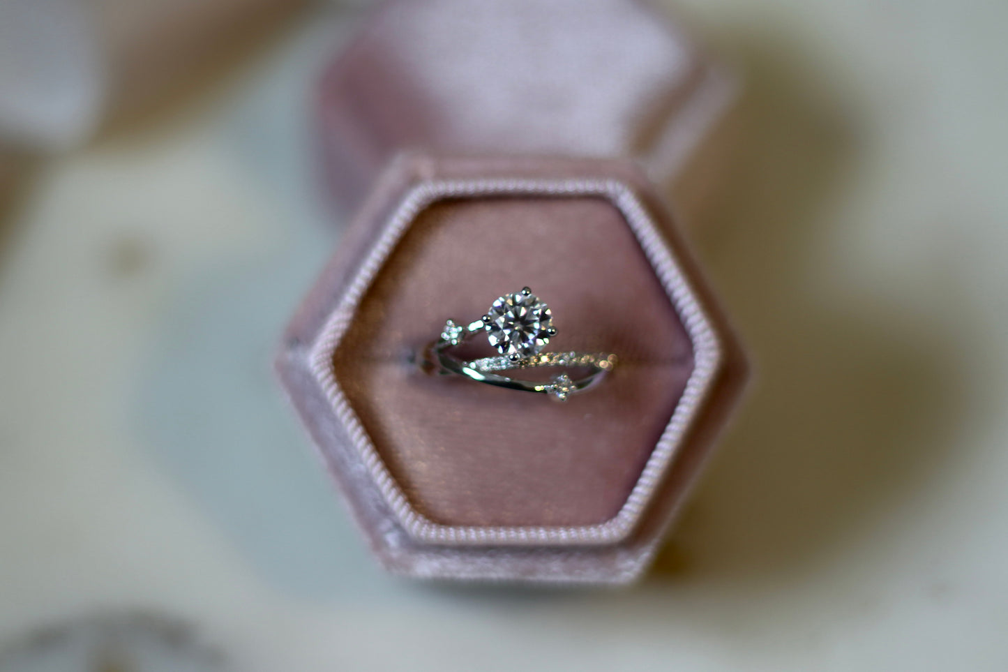 Dreamer’s Ring - White Gold