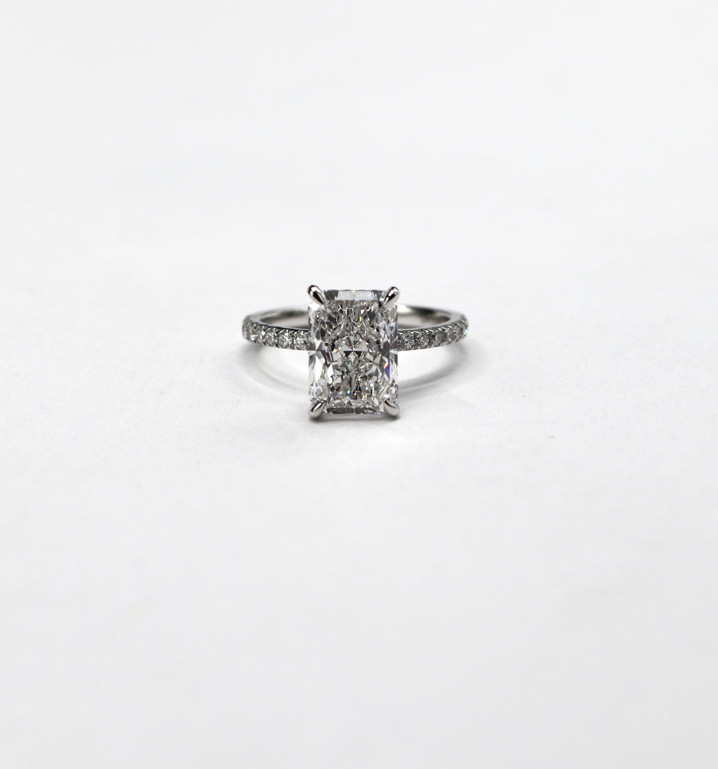 4 Ct Radiant Cut Lab Diamond Ring